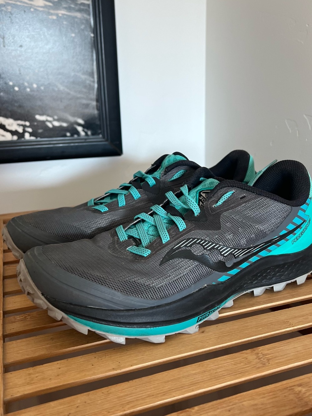 Saucony Peregrine 11 trail running shoes in the Shadow/Jade colorway, size W9.5